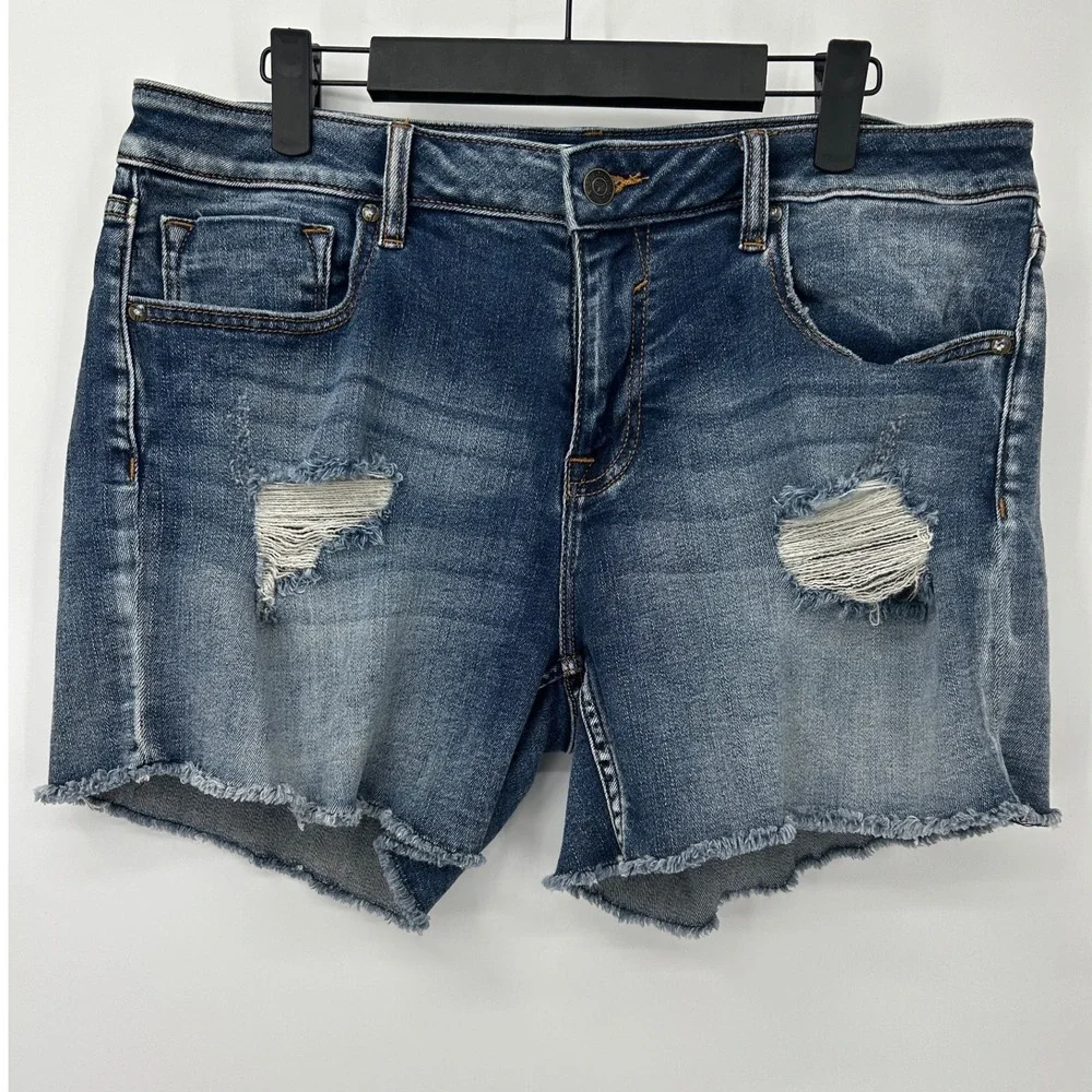 Vigoss Womens Distressed Denim Shorts Blue Raw Hem Mid Rise Size 31 Cutoff